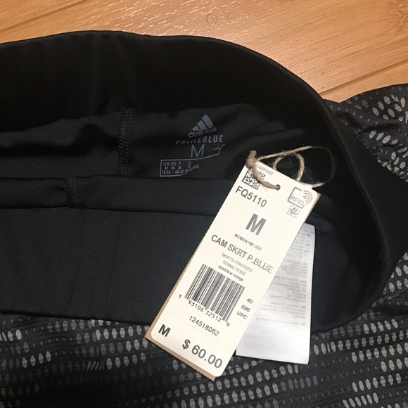 Adidas jersey top (L) and skort (M) - Picture 3 of 5